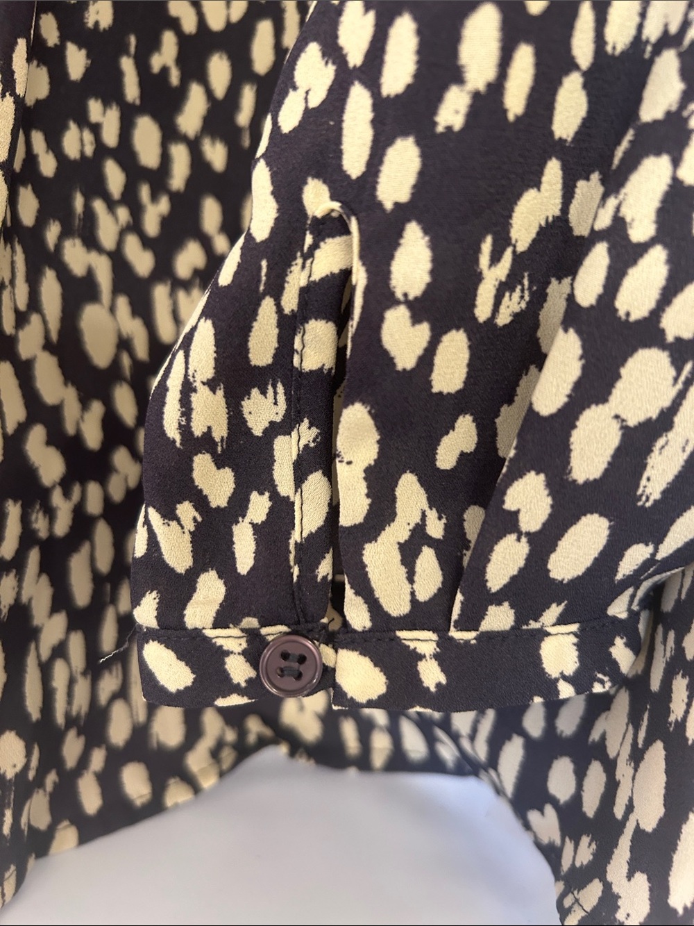 Pleione Grey Blue Cream Spotted Animal Print Split Neck Blouse Top Medium - Picture 8 of 9